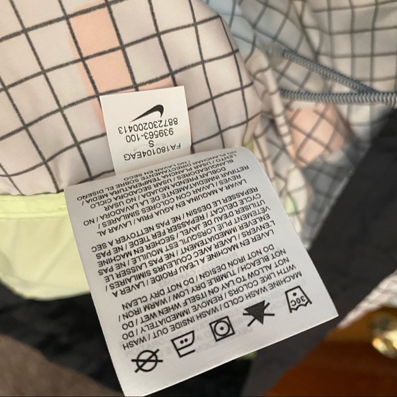 NWT Nike Loose Fit Pullover Jacket | Women’s Small - Picture 11 of 13